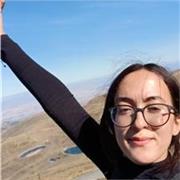 Profesora de inglés con certificado de C1 de Cambridge con 2 años de experiencia